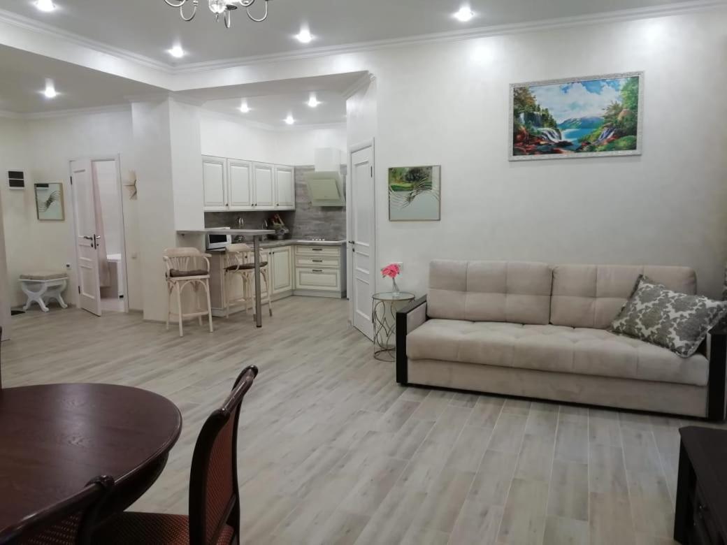 Вершина Apart 706 Apartment Dombay Luaran gambar